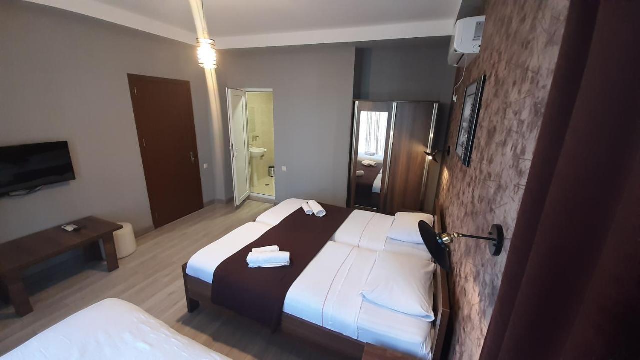 Balu Hotel Kobuleti Kültér fotó