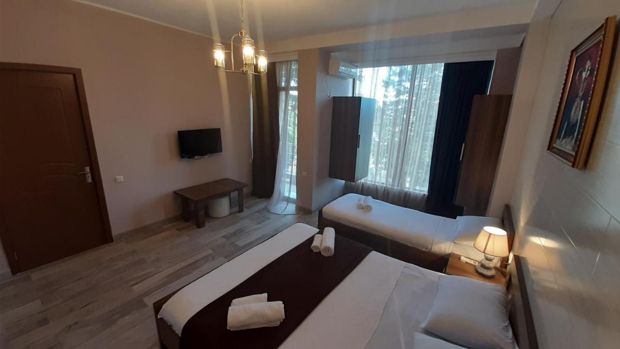 Balu Hotel Kobuleti Kültér fotó