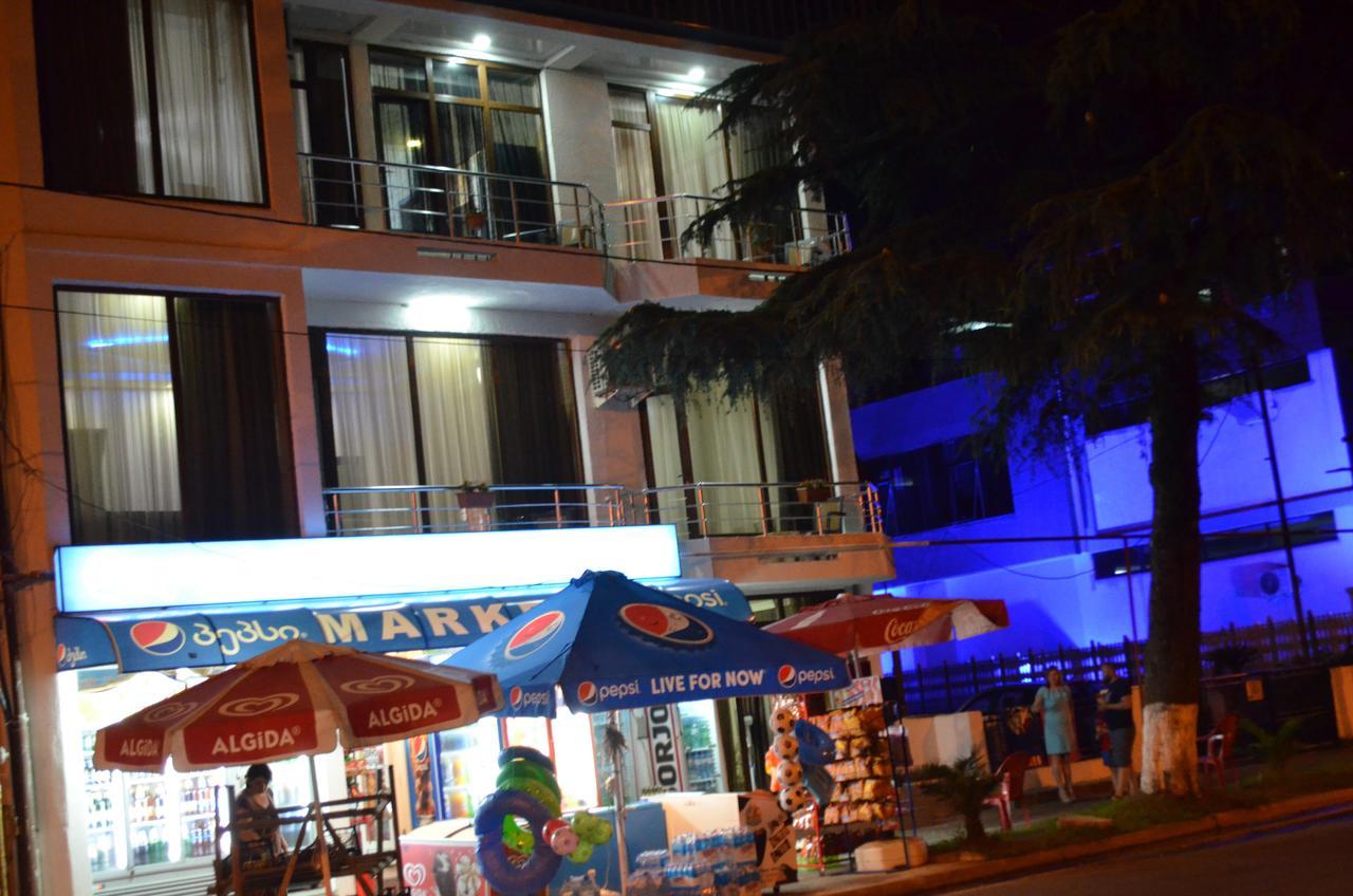 Balu Hotel Kobuleti Kültér fotó