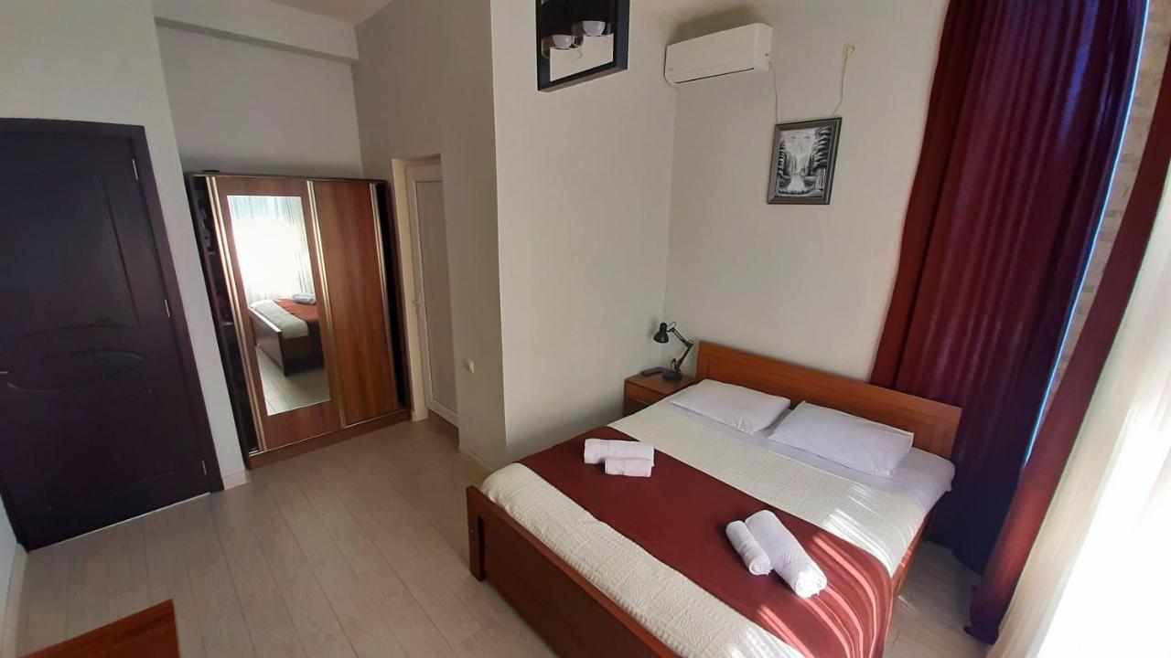 Balu Hotel Kobuleti Kültér fotó